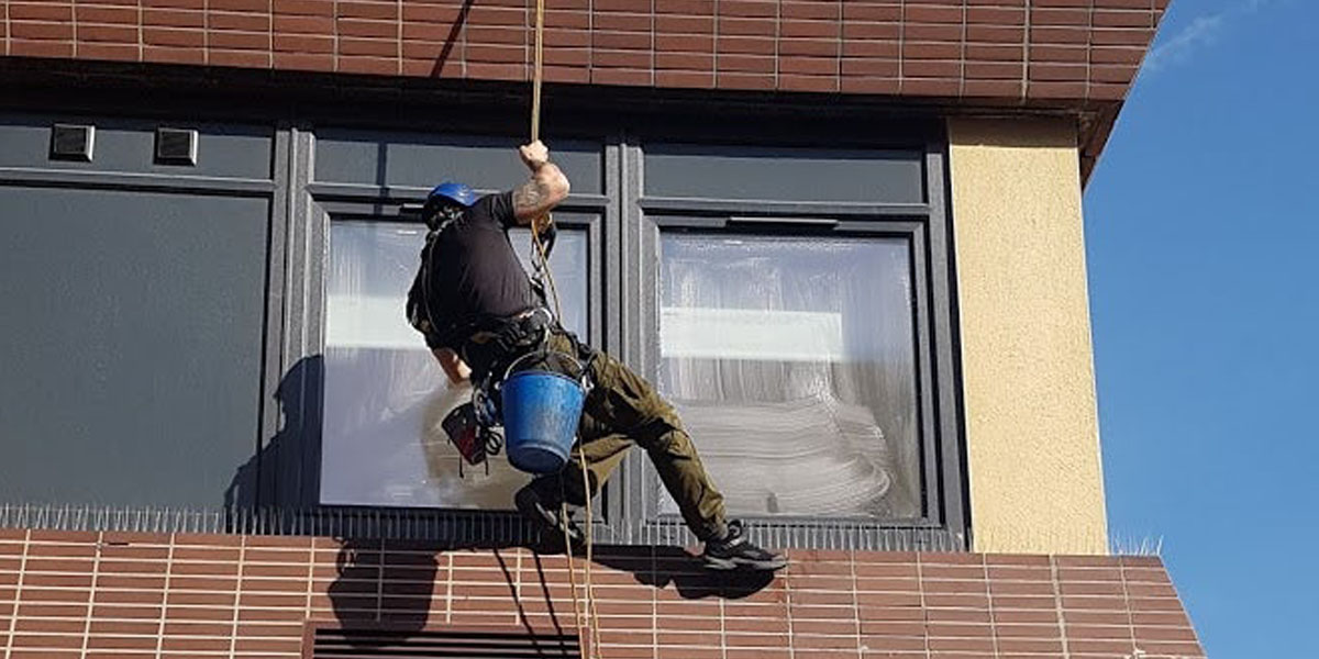 Jade Commercial Window Cleaning